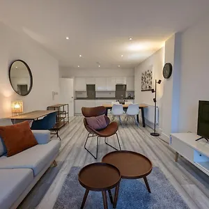  Apartment Hounslow Central Apartments United Kingdom