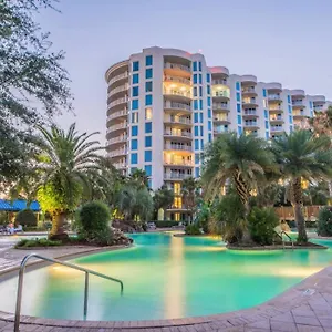 Beautiful Junior Near The Palms In Apartment